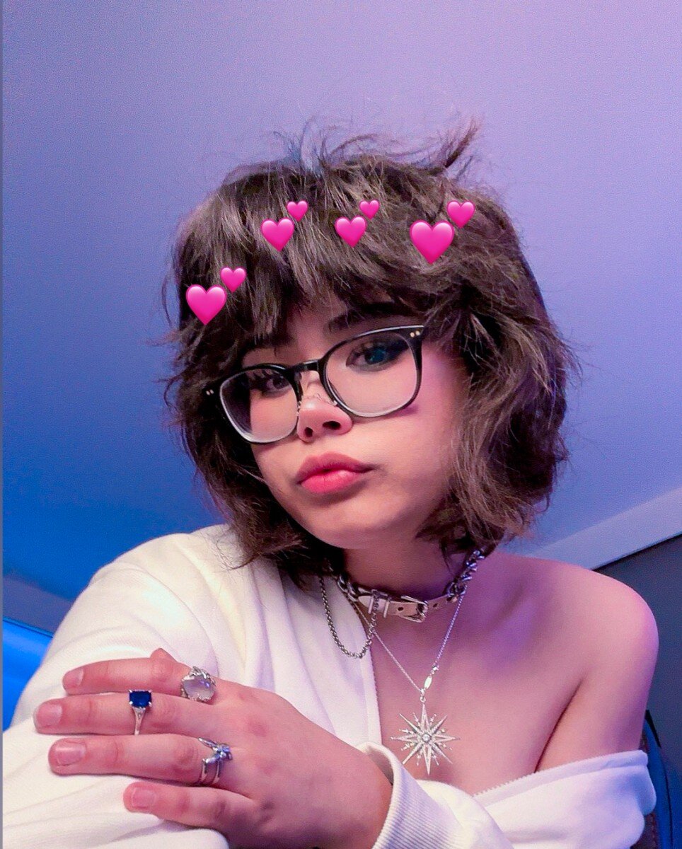 Kiyana Vi - OnlyFans Creator