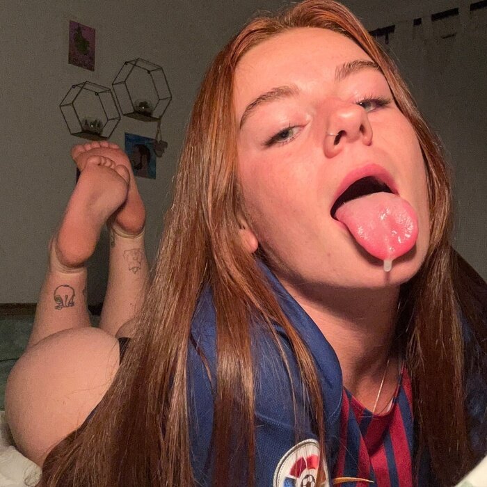 Lena 🍑 Petite Brunette - OnlyFans Creator